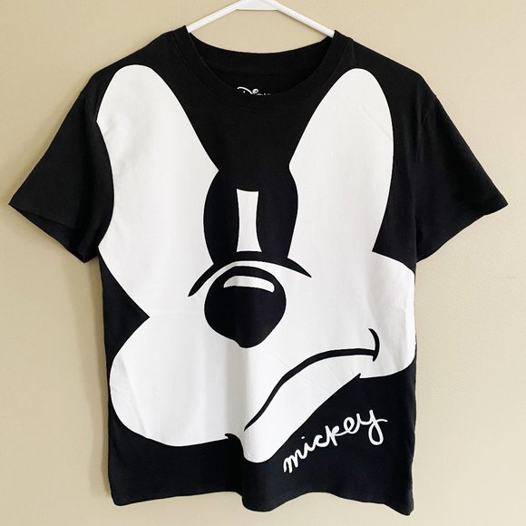 Disney angry mickey mouse black white tshirt sz m - Picture 1 of 4